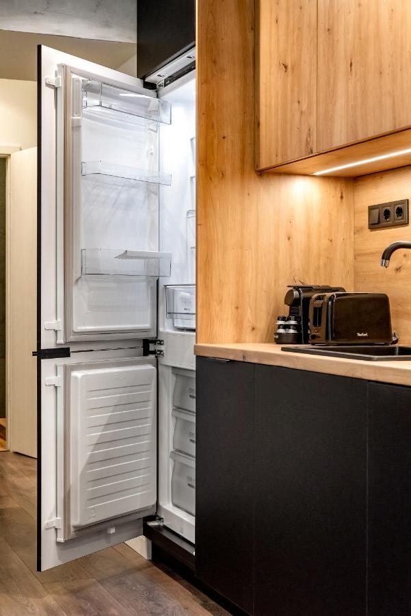 Downtown Luxury By Stlcz With 2 Bathrooms Budapeste Exterior foto